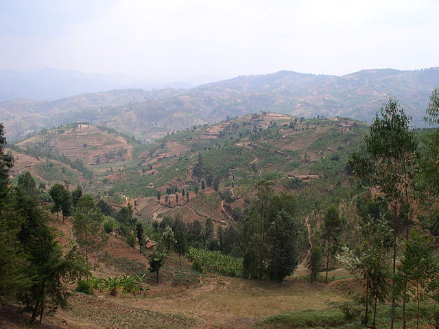 File:Rwanda Gitarama landscape.JPG