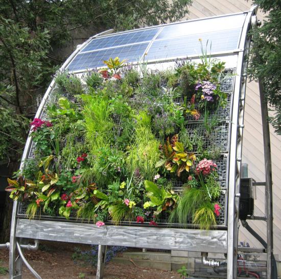 File:Container-gardening-hydroponic-solar-vertical-garden-photo.jpg