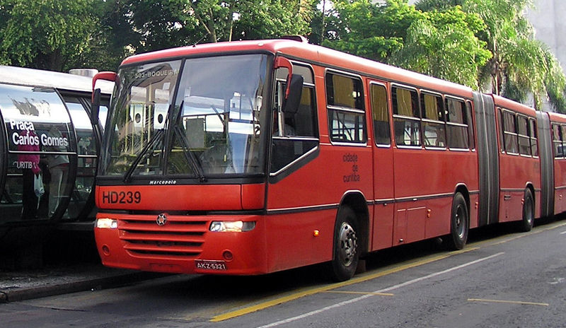 File:Busway Curtiba Brasil.jpg