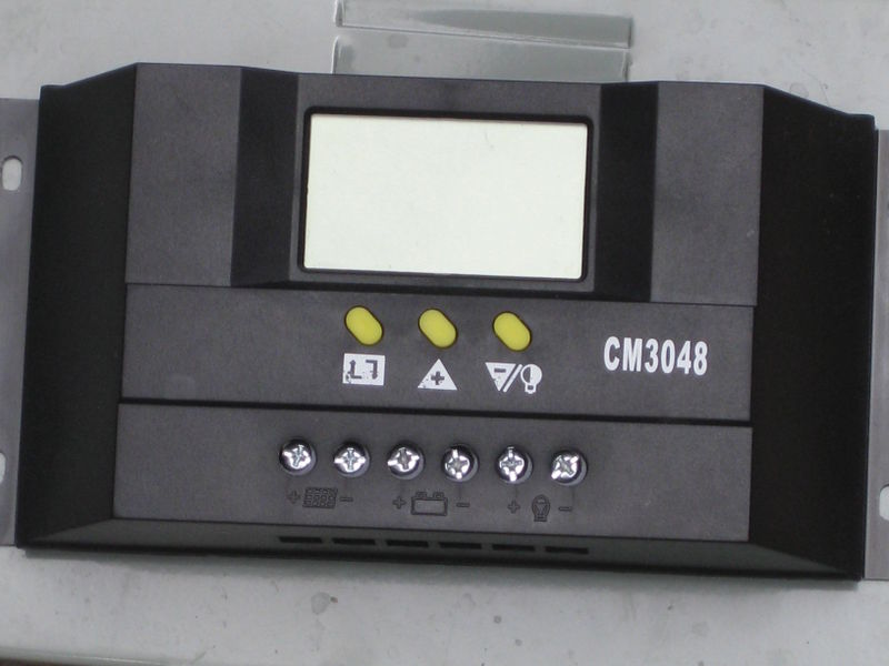 File:Charge controller LM.jpg