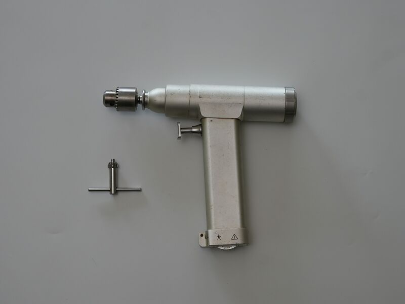 File:Powered Surgical Drill with Chuck Key.jpg