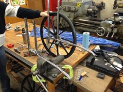 Cálculo de silla de ruedas de ataúd en bicicleta.JPG
