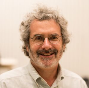 Portrait Prof. Neil Gershenfeld