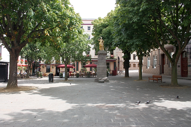 File:Royal Square, St Helier - geograph.ci.jpg
