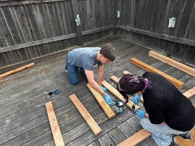 File:Construction of Stand.png