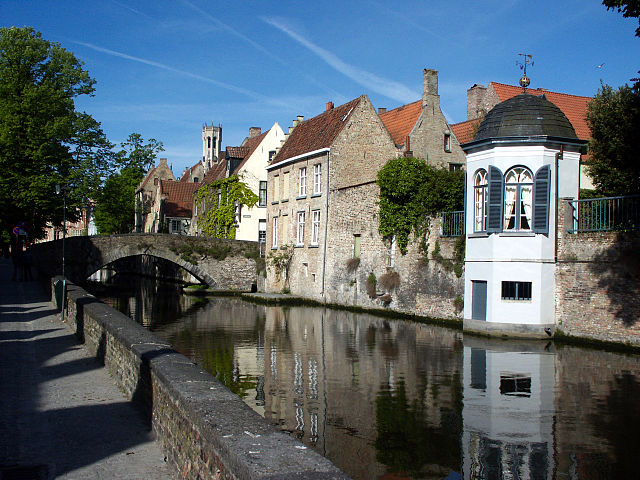 File:Brugge-Canal.jpg