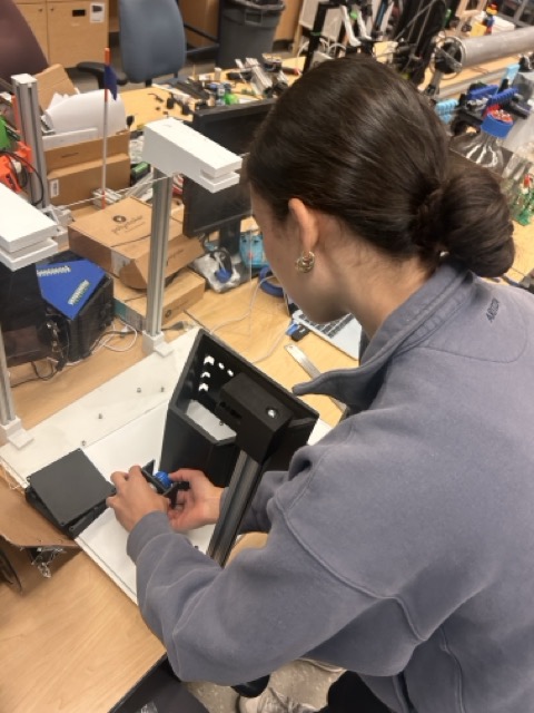 File:Assembling the OS neuro-mouse box.jpg