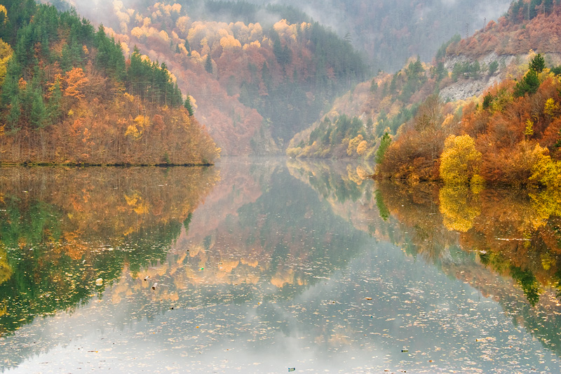 File:Autumn in the Rhodopes.jpg