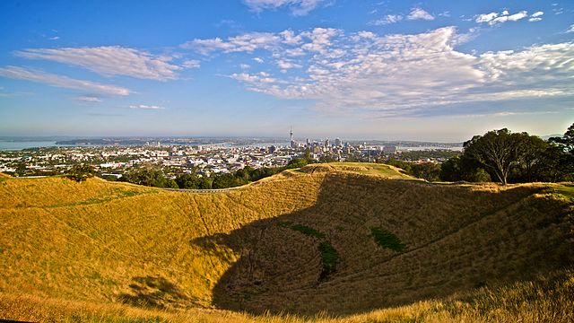 Mount Eden, Auckland.jpg