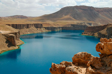 File:Bande-Amir-Lake-Kara-picture.jpg