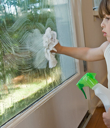 File:Cleaningwindowkid.png