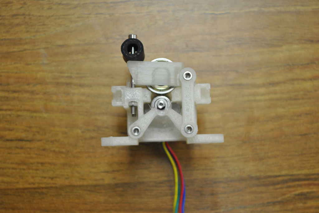 Completed extruder drive.