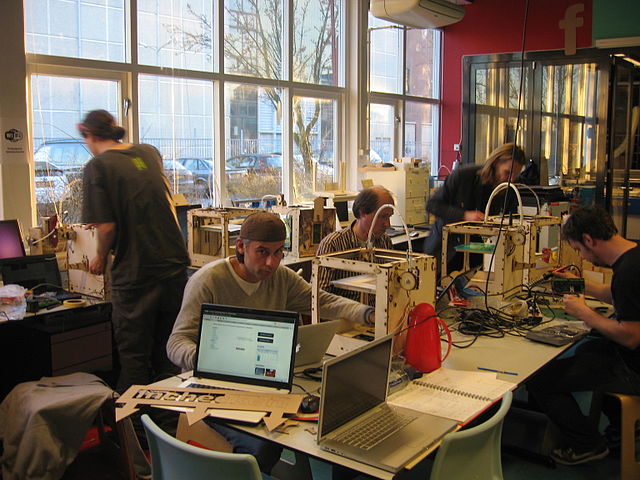 File:Protospace, a Hackerspace.jpg