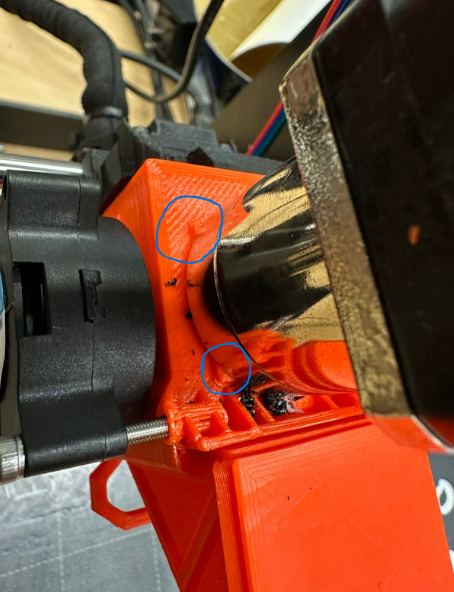 Shim already fixed under the motor and on top of the adapter (Use the screws and nuts provided in the kit to hold everything together).