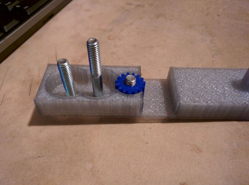 File:Geared clamp ASM 2.JPG