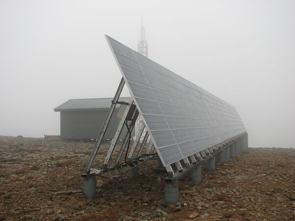 File:GSMBaseStation.JPG