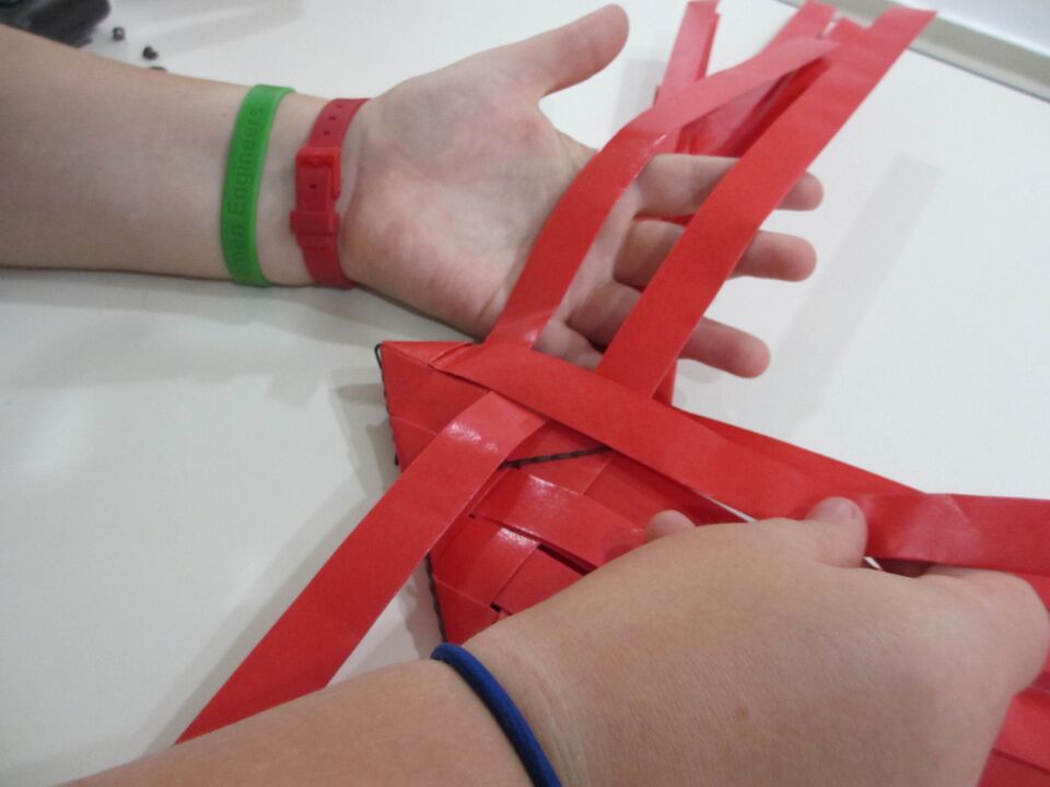 File:Weaving23.jpg