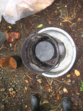 Fig 3a: Place the Inner can in the centre of the Outer can.