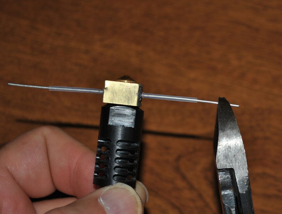 File:J-head resistor leads.JPG
