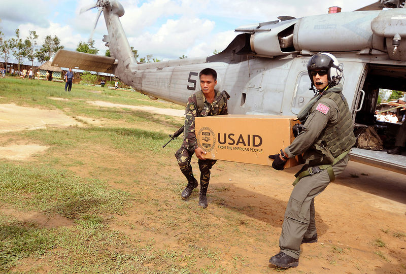File:Aid delivery.jpg