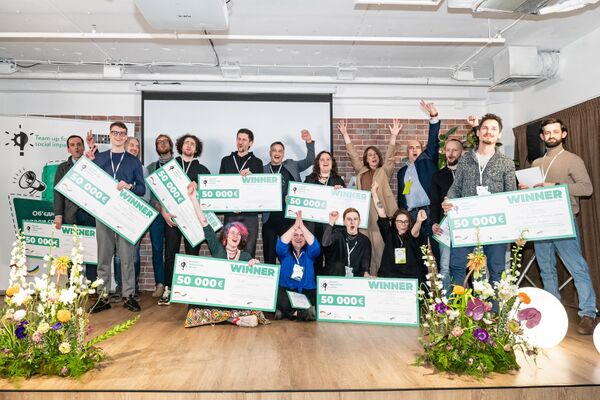 File:Makers Innovation Award Winners.jpg