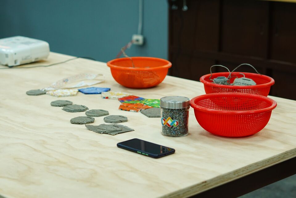 File:LERO STUDIOS 23.jpg