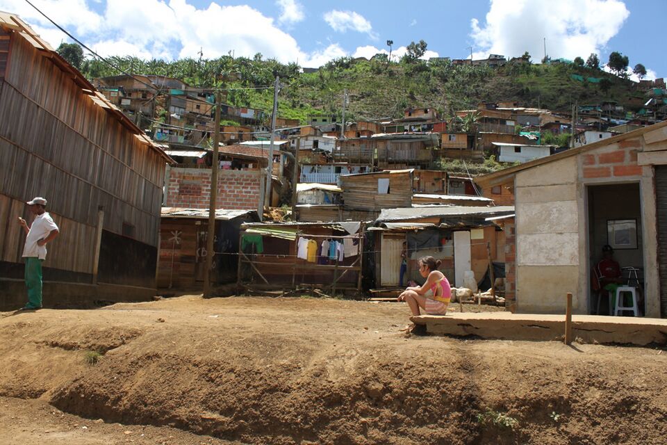 File:Insitu-manantiales-14.jpg