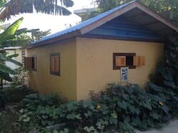 An alternate view of the Ubuntu Blox house.
