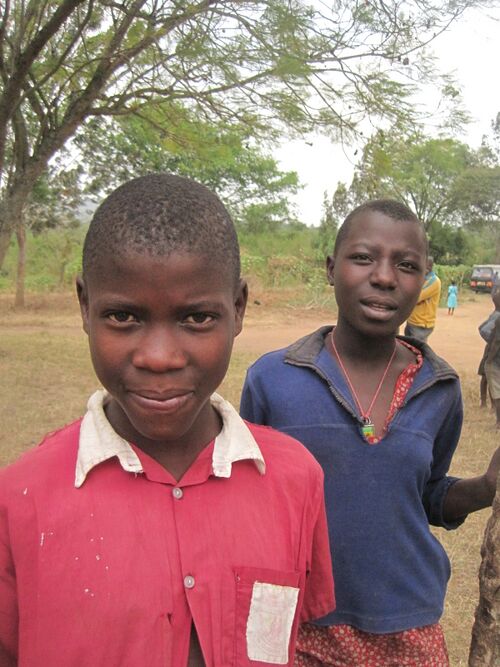File:ChildrenUganda1.JPG