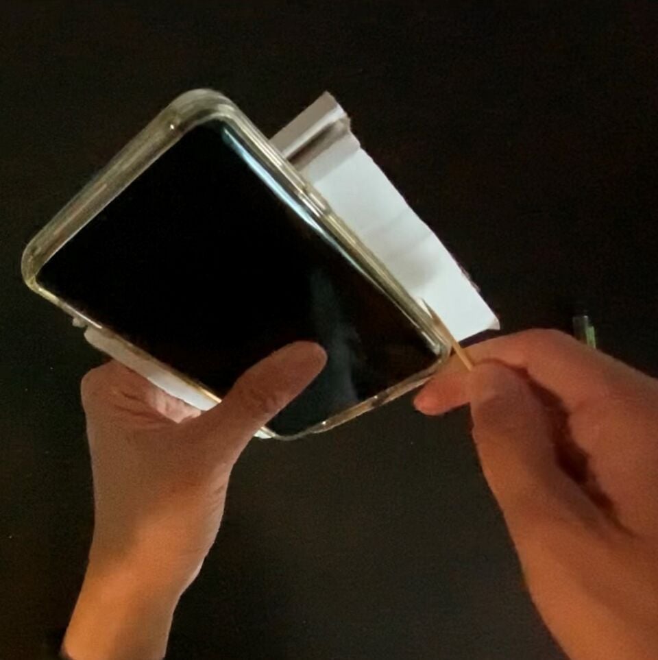 File:5 Phone 2.jpg