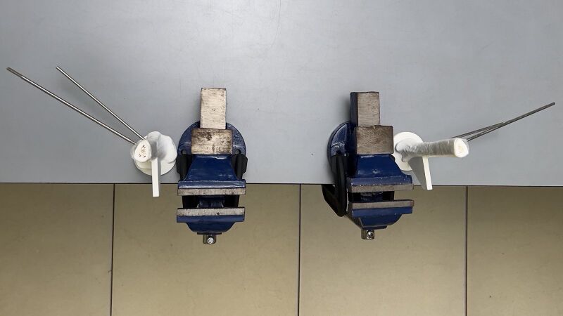 File:Removal of Fracture Fragments from Vise Clamps v3.0.JPG