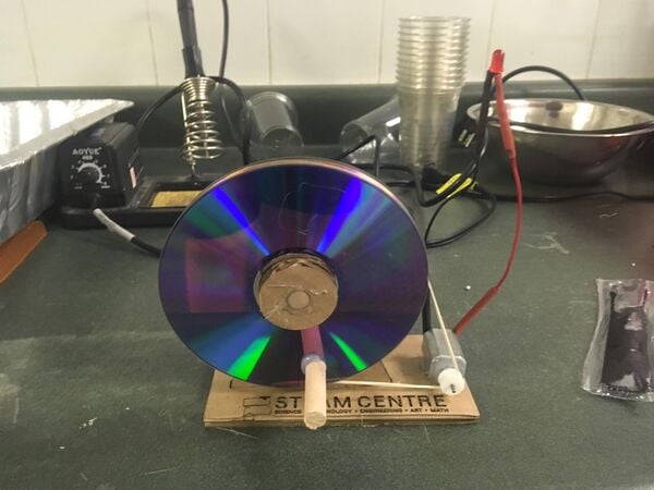 File:MiniDCGenerator.jpg