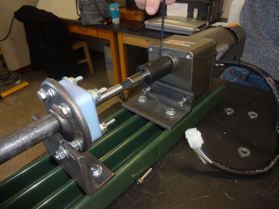File:RECYCLEBOTv4 31 ConnectMotorToFeedScrew-FinalPosition.JPG