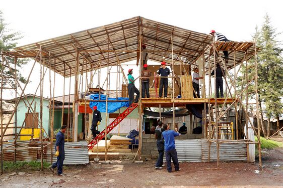 562px-SICU_2013-09_on_site_005.JPG