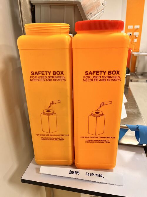 File:Sharps container 2.jpg