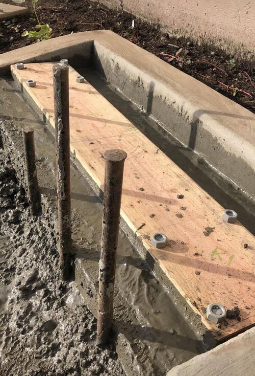 File:Footing and template.jpg