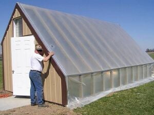 330px-Building-a-passive-solar-greenhouse.jpg