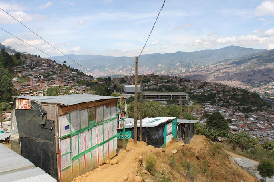 File:Insitu-manantiales-13.jpg