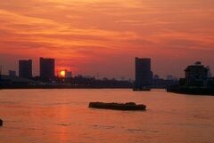 Thames sunset.jpg