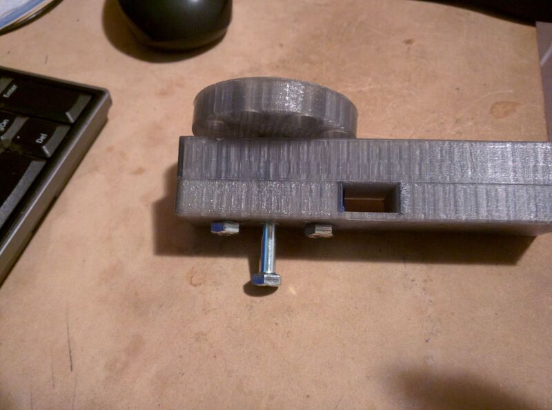 File:Geared clamp ASM 10.JPG