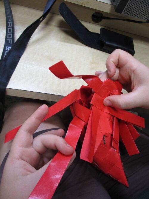 File:Weaving42.jpg