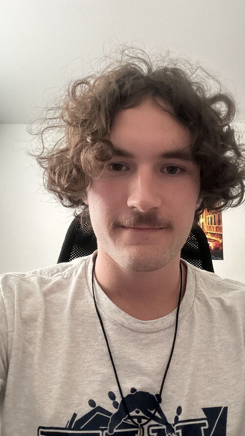 File:Logan vdB.jpg