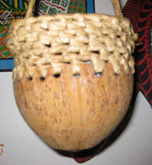 Coconuthshellbasket.png