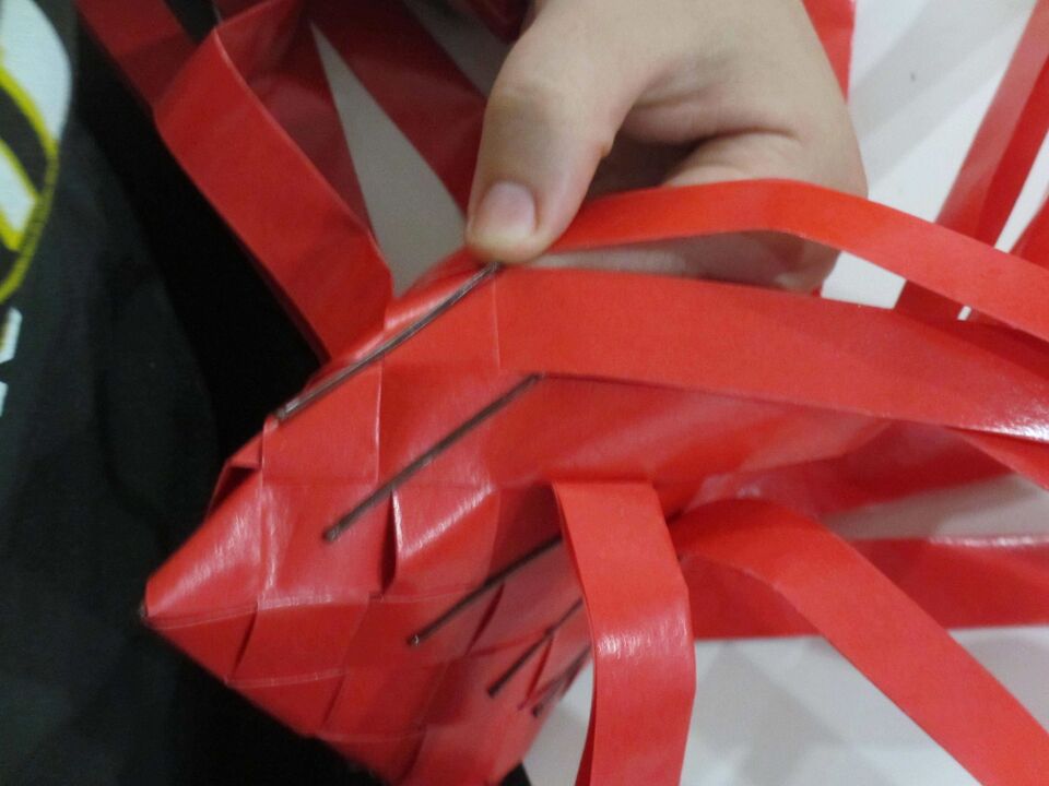 File:Weaving31.jpg