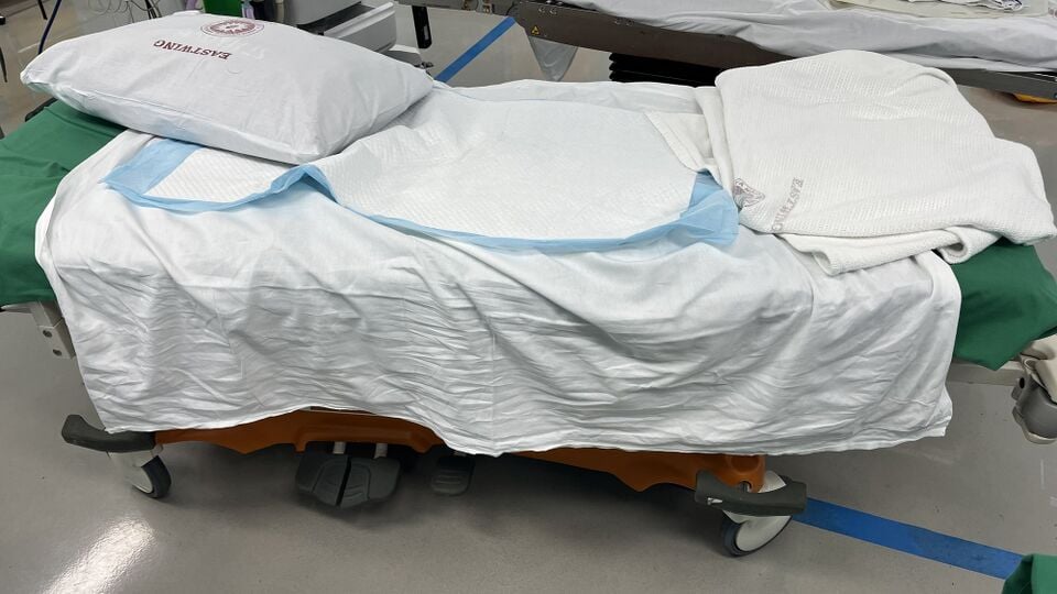 Stretcher or operating table, view 1