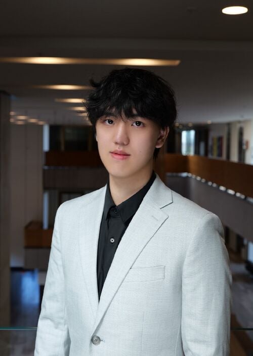 File:Jonathan Li Linkedin Photo.jpg