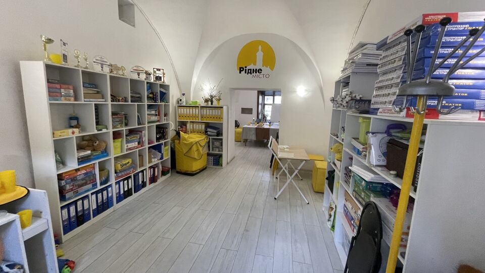 File:Makerspace Berezhany.jpg