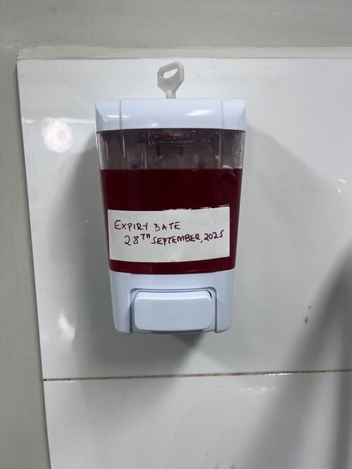 File:Liquid soap 2.jpg