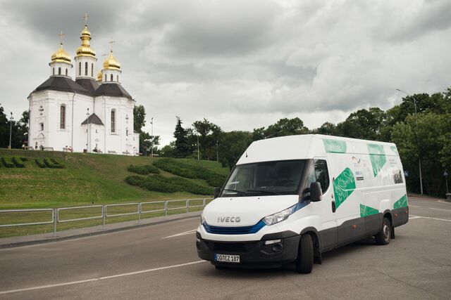 Tolocar Playbook/How to Tolocar/Our Fleet — The Van