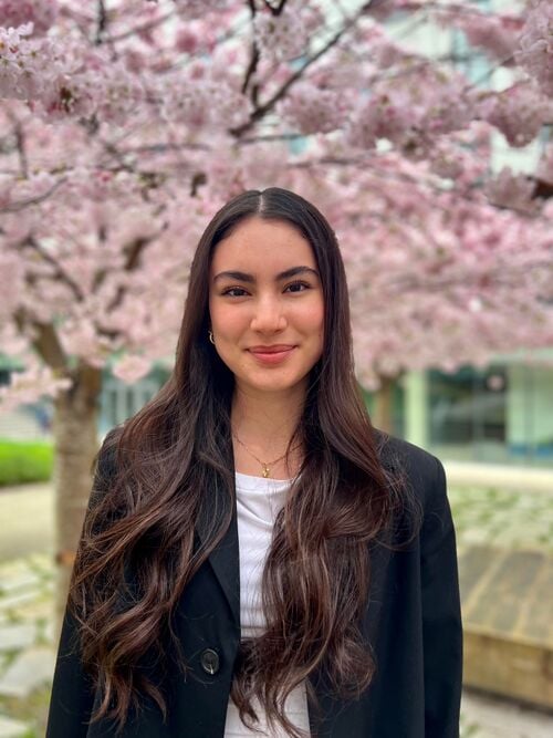 File:Sophia Yenson.jpg